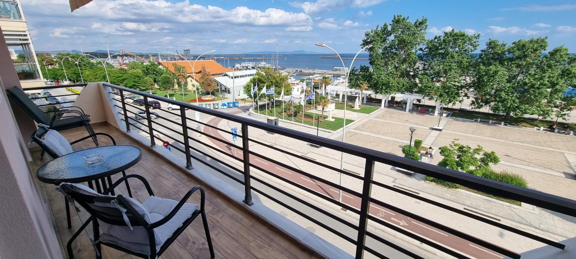 Amazing Sea View Apartment In The City Center! Alexandroupoli Bagian luar foto
