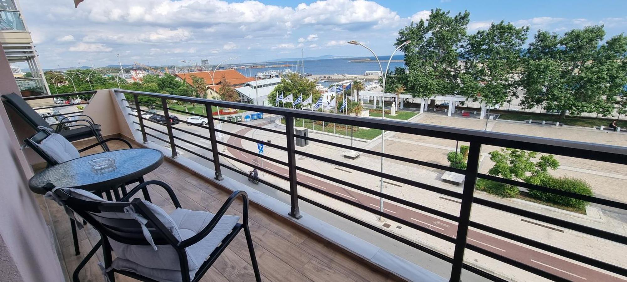 Amazing Sea View Apartment In The City Center! Alexandroupoli Bagian luar foto